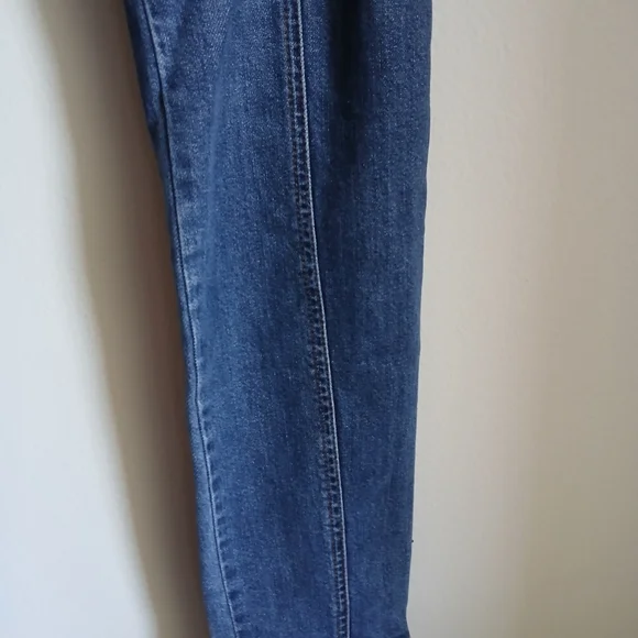 Reformation Jeans Size 26 No Pockets - Picture 5 of 14